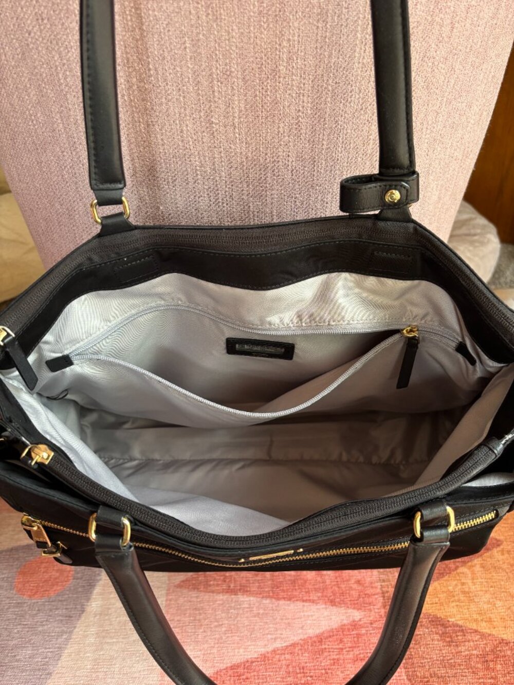 Tumi Black Nylon Tote Bag for Work / Travel - Picture 9 of 16